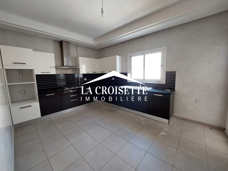 Appartement S+3 avec chambre de service aux Berges du Lac 2